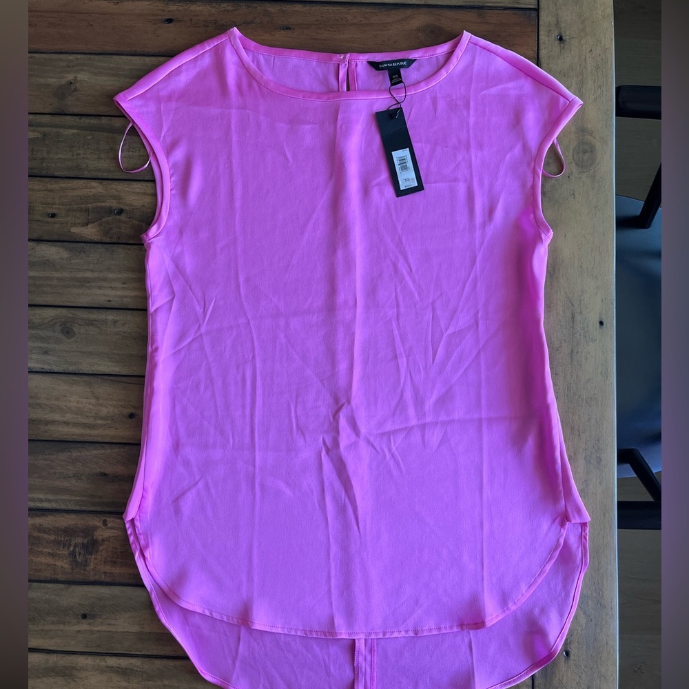 New Banana Republic Short sleeve Tunic Tank